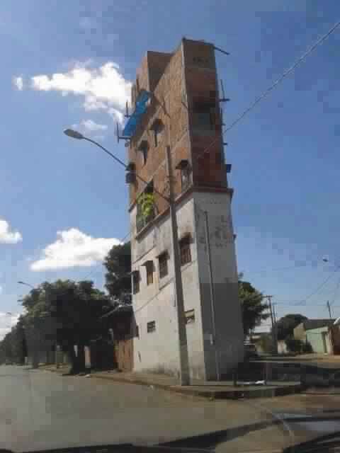 صورة العمارة من نوع « بلازما » التي أثارت سخرية الفيسبوكيين !