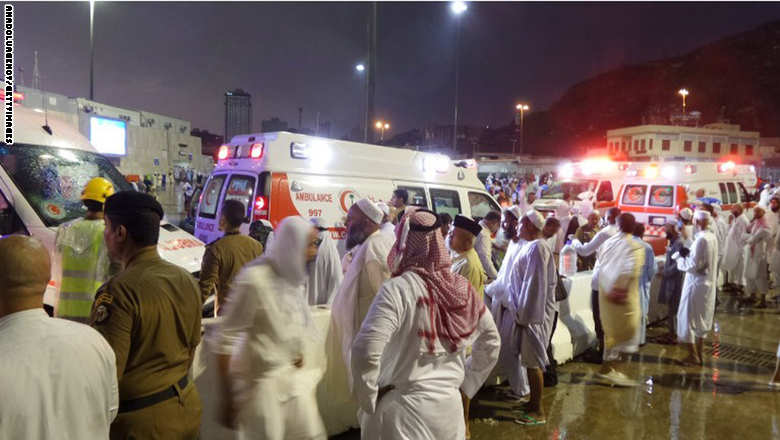 السعودية تعلن مقتل 107 وإصابة 238 إثر سقوط رافعة بالحرم المكي+صور