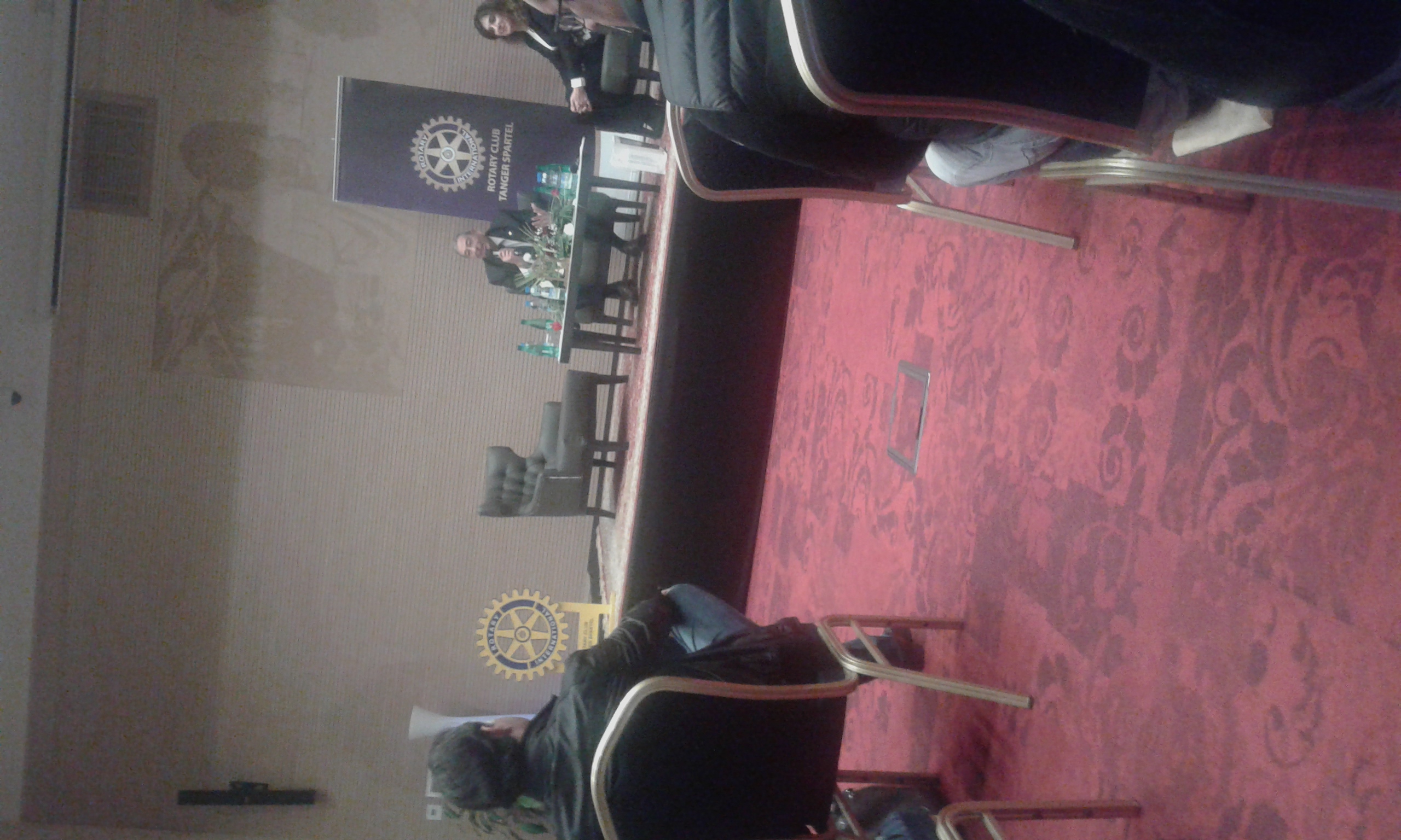 طنجة : نادي روتاري في لقاء حول الطفل والمرأة والجنس 