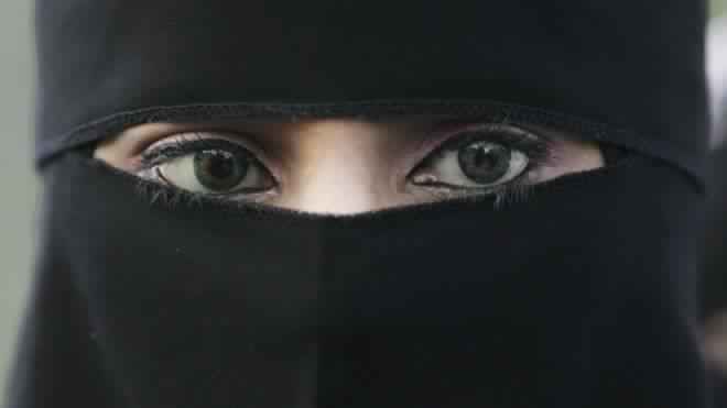 النرويج : حظر ارتداء النقاب في المدارس ؟