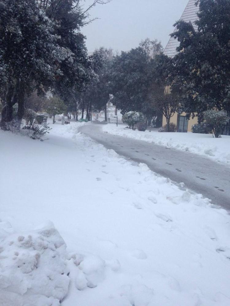 الثلوج تكسو الجبال بالمغرب !