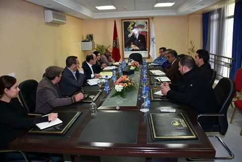 العرائش : مجلس الجهة يناقش ملف النقل المدرسي مع المجلس الإقليمي !