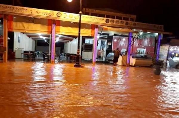 أمطار رعدية بالحسيمة تكشف الوجه الحقيقي لمشاريع 