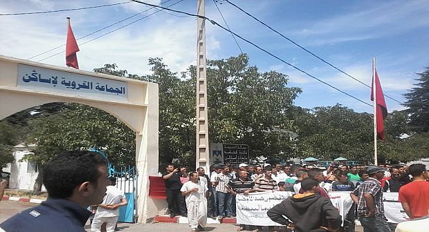 الحسيمة (إساكن) : السب والقذف في الدورة العادية  بحضور البرلماني  اليوسفي !؟