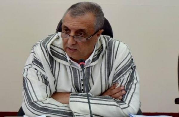 الحسيمة : العامل شوراق يتنقل ليلا في الأحياء للوقوف على مدى تنفيذ السلطات المحلية قوانين الطوارئالصحية !