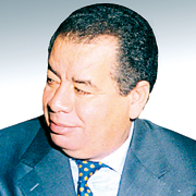 رحيل الإعلامي والكاتب محمد الأشهب !