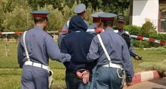 طنجة : توقيف مفتش شرطة ممتاز على خلفية حيازته  لمبالغ مالية مشكوك في مصدرها وسلاح ناري إنذاري !؟