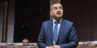 “البام” يرد على “البيجيدي”: لا أحد يمكن أن يختصر الشرعية الدستورية في ذاته