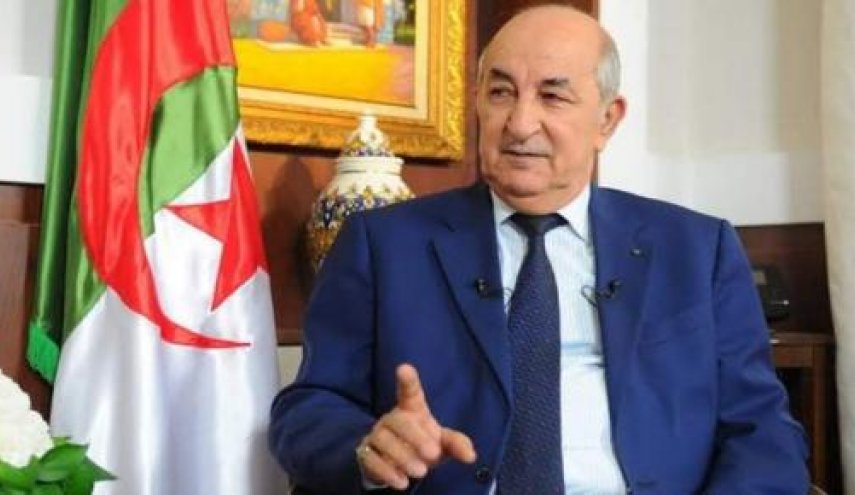 الرئيس الجزائري للجزيرة : موقفنا لم يتغير من الصحراء !
