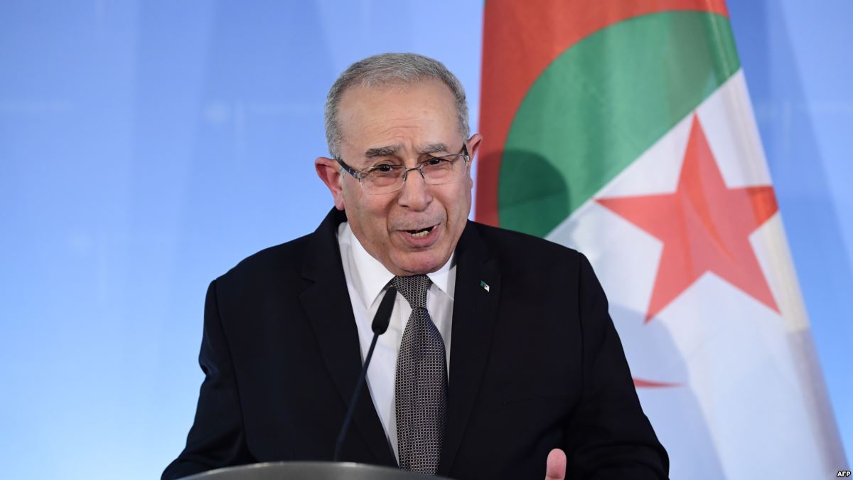 الجزائر تتهم المغرب بدعم جماعة إرهابية !