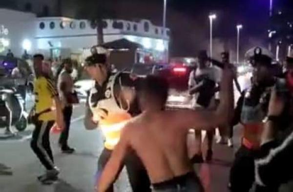 الحسيمة :  غرفة الجنح الاستينافية ترفع عقوبة الشخص الذي اعتدى على عنصرين من رجال الأمن !