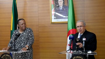 الدول الأفريقية الداعمة للبوليساريو 