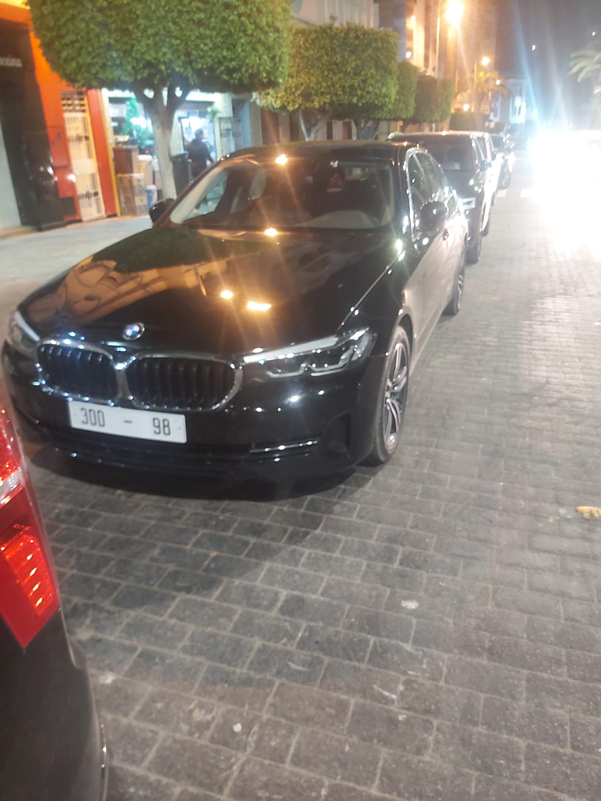 الحسيمة : رئيس فريق حزب الإستقلال  يستغل سيارة البرلمان ! 
