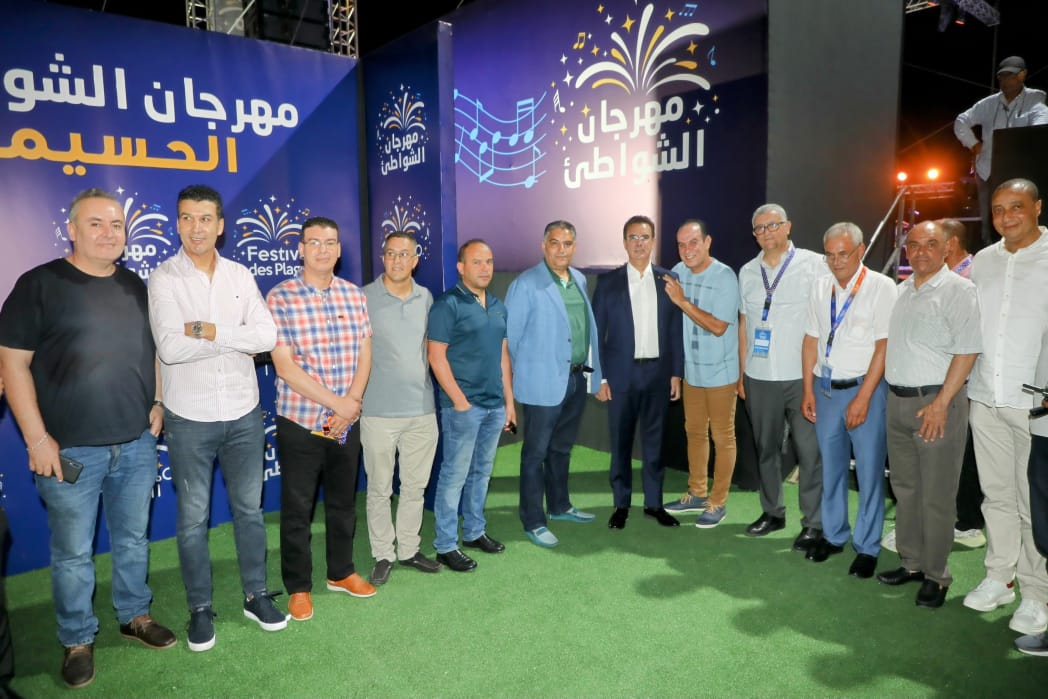 عامل اقليم الحسيمة  يفتتح مهرجان الشواطئ اتصالات المغرب بسهرة حاشدة !