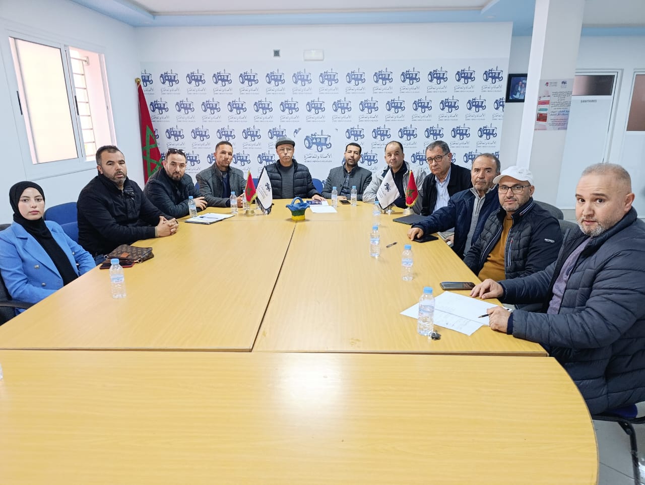 الحسيمة: الأمانة الإقليمية لحزب الأصالة والمعاصرة تعقد لقاء تنظيميا 