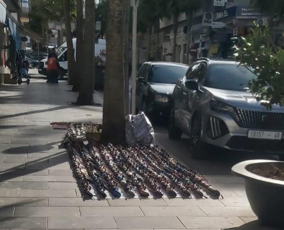 الحسيمة: احتلال الملك العمومي تحت أنظار السلطات المحلية!