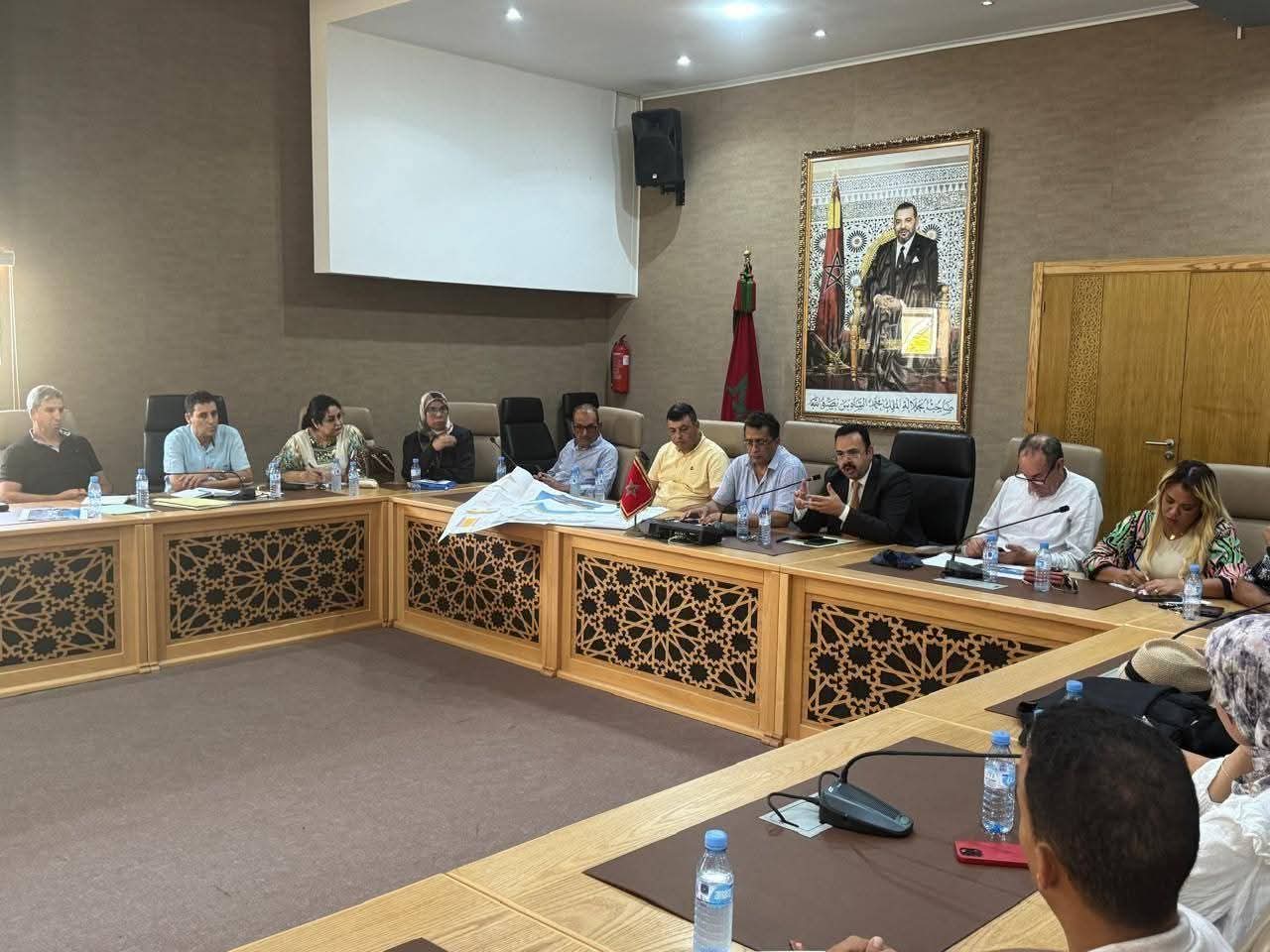 العرائش: تهيئة الشرفة الأطلسية في اجتماع اللجان الدائمة بالمجلس الجماعي 
