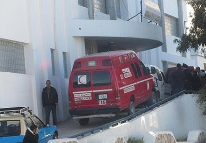 الحسيمة:  العامل حسن زيتوني في زيارة للمستشفى الإقليمي محمد السادس لدعم حملة طبية لإزالة المياه البيضاء!