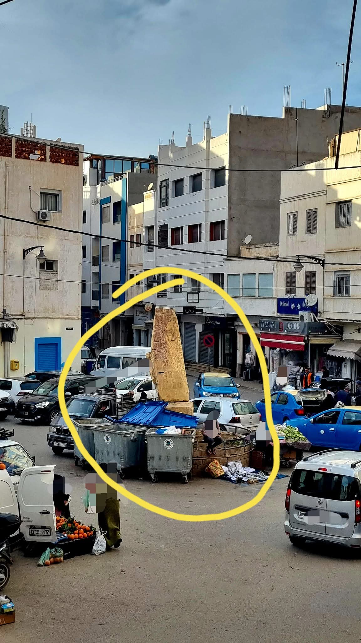 ساحة فلوريدو بين فوضى الإهمال وغياب دور السلطات المحلية!