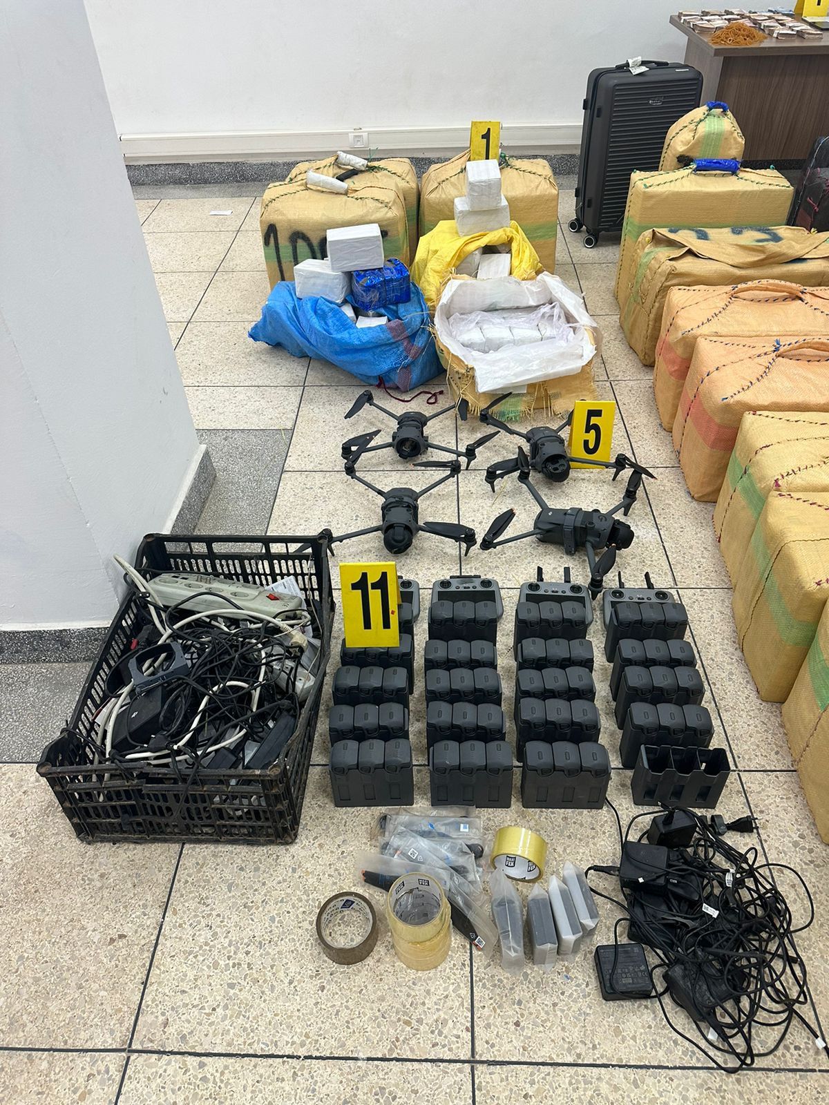 وجدة: الأمن يحبط محاولة للتهريب الدولي للمخدرات ويوقف ثمانية أشخاص!